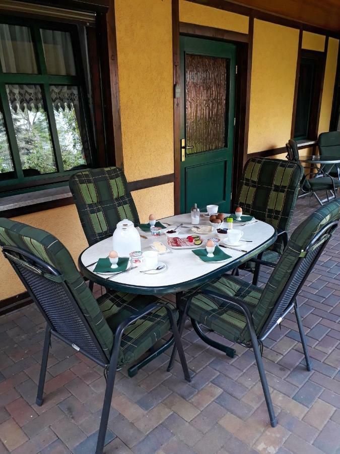 Pension Zum Weissen Hirsch Reitwein Zewnętrze zdjęcie